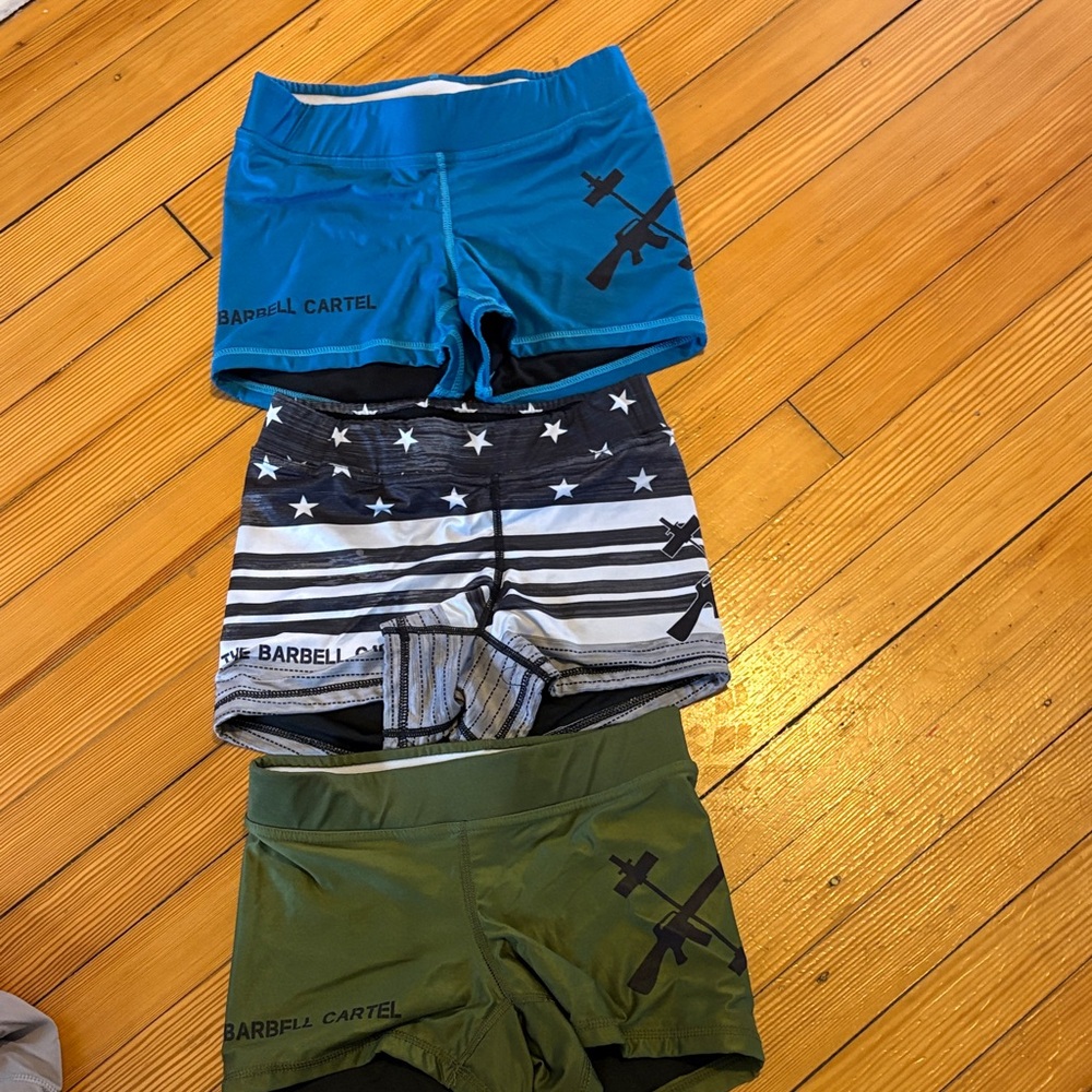 Three barbell cartel compression shorts